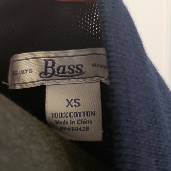 🦌 Navy Blue Sweater - Picture 3 of 3